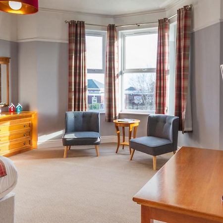 Hk Rooms - Self Catering Rooms لوستوفت المظهر الخارجي الصورة