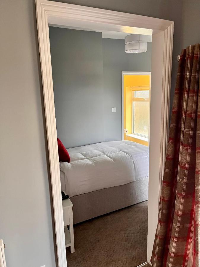 Hk Rooms - Self Catering Rooms لوستوفت المظهر الخارجي الصورة