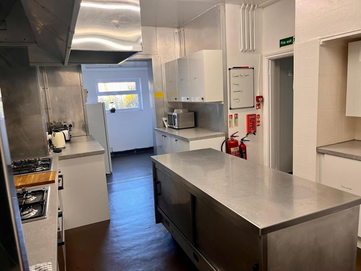 Hk Rooms - Self Catering Rooms لوستوفت المظهر الخارجي الصورة