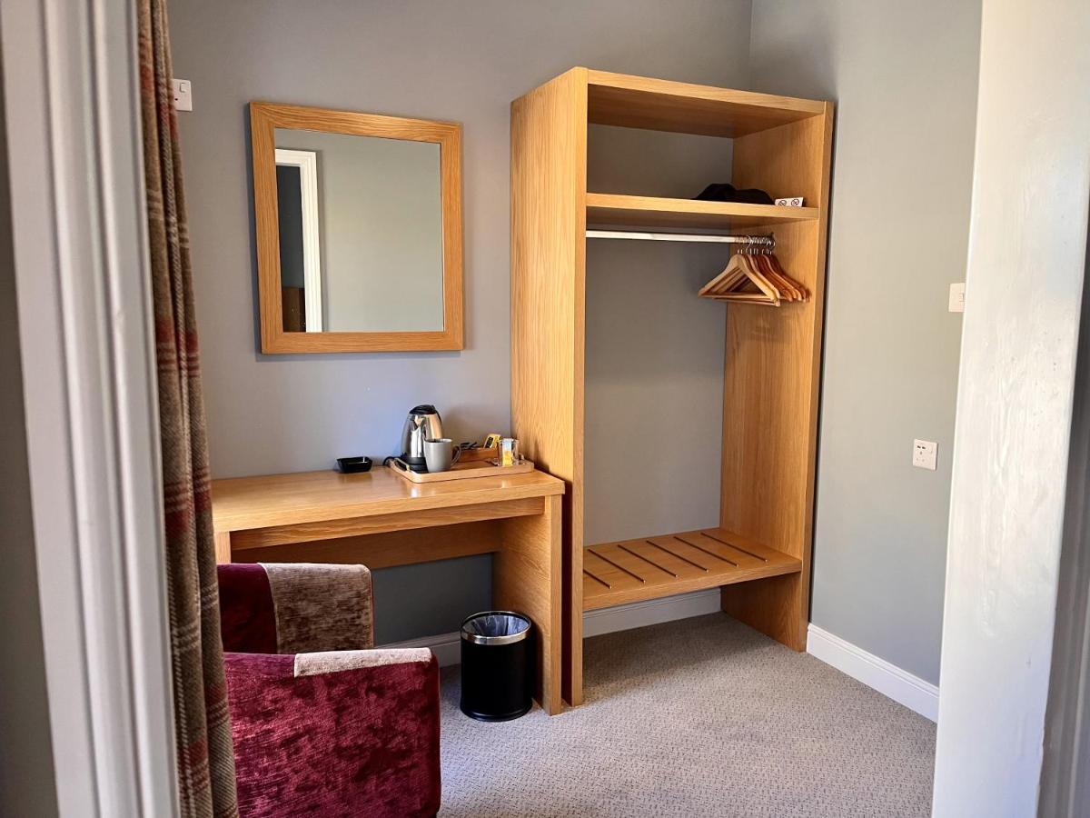 Hk Rooms - Self Catering Rooms لوستوفت المظهر الخارجي الصورة